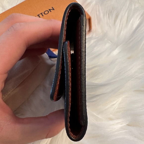 LOUIS VUITTON 6 KEY HOLDER MONOGRAM - Picture 4 of 12